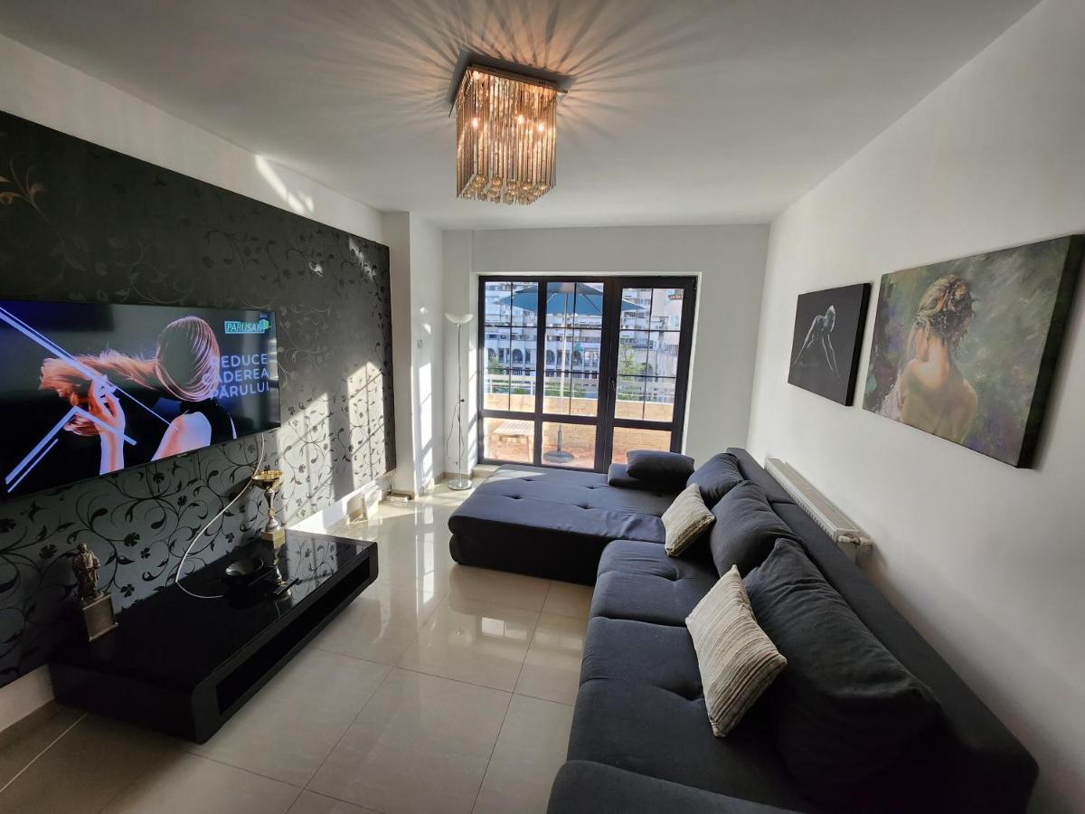 יאשי Stefan Cel Mare Boulevard Pedestrian Street Palas מראה חיצוני תמונה